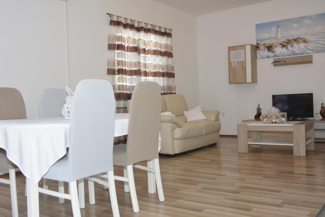 Apartment Lana Senj  Exterior foto